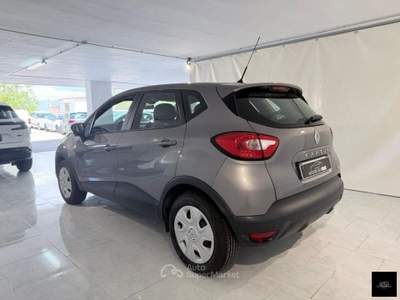 Renault Captur TCe 12V 90 CV Start&Stop Live Grigio usata San Giuseppe Vesuviano