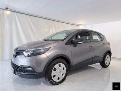 Renault Captur TCe 12V 90 CV Start&Stop Live Grigio usata San Giuseppe Vesuviano