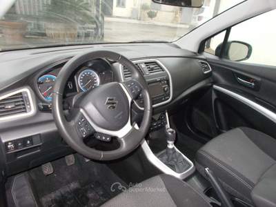 Suzuki S-Cross  1.6 DDiS S&S Top Bianco usata Roma