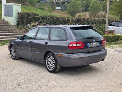 Volvo V40 1.9 D Class usata Pesaro