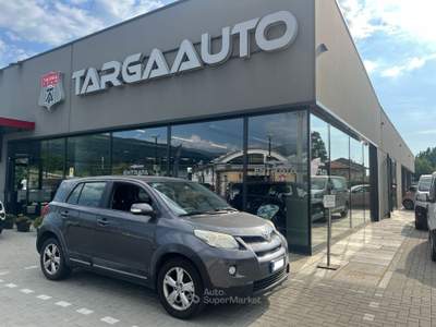 Toyota Urban Cruiser 1.4 d-4d Sol Awd Grigio usata Pinerolo