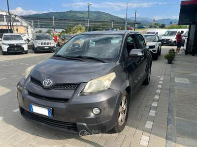 Toyota Urban Cruiser 1.4 d-4d Sol Awd Grigio usata Pinerolo