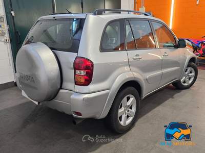 Toyota RAV4 RAV4 5p 2.0 d-4d 16v FL Argento usata Curno