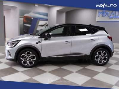 Renault Captur 1.6 E-Tech Full Hybrid Intens 145CV Auto Argento usata Latina