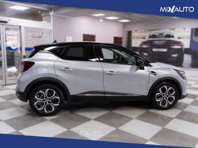Renault Captur 1.6 E-Tech Full Hybrid Intens 145CV Auto Argento usata Latina