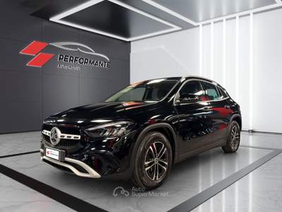 Mercedes-Benz GLA 180 d Advanced auto Nero usata Roma