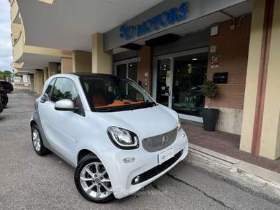 Smart ForTwo Fortwo 1.0 Passion 71cv twinamic *Promo SD 2026* Bianco usata Roma