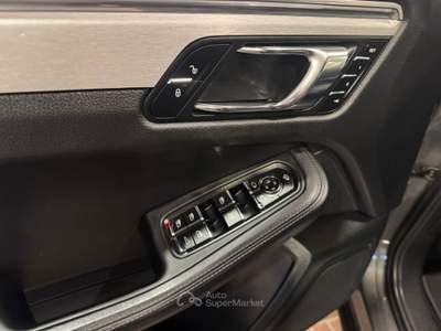 Porsche Macan 3.0d S 250cv pdk Grigio usata Genova