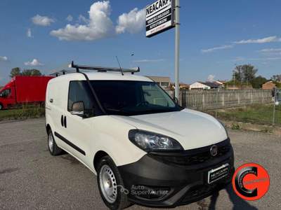 Fiat Doblò 1.4 N.P(ALLESTITO EX RETE GAS-PC-TN)CRUISE-SENSORI Oro usata Martignana di Po