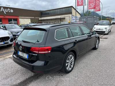Volkswagen Passat Passat Var. 2.0 TDI DSG Comfortline BMT Nero usata Lavis