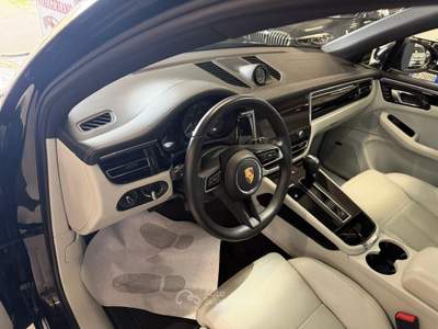 Porsche Macan 2.0 Nero usata Torino