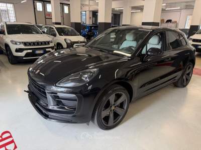 Porsche Macan 2.0 Nero usata Torino