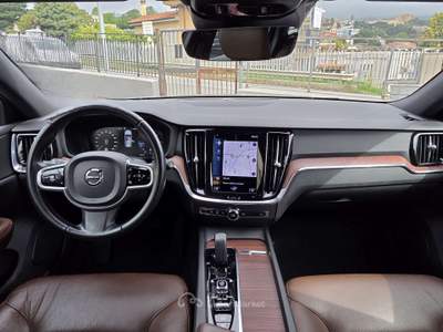 Volvo V60 Cross Country V60 Cross Country B4 (d) AWD automatico Plus Grigio usata Velletri