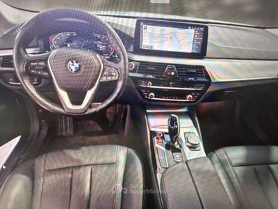 BMW Serie 5 520d 520 Serie 5 Touring  520d Touring mhev 48V Business au Nero usata Montecorvino Pugliano