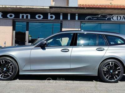 BMW Serie 3 318d 318 d 48V Touring "SENZA VINCOLO FINANZIAMENTO Grigio usata Rovato