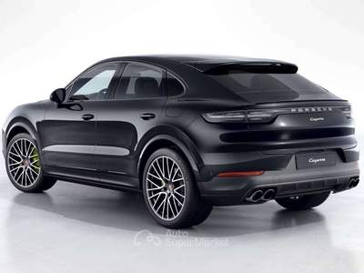 Porsche Cayenne Coupe Hybrid_Unico Proprietario_Iva esposta_PASM_ Sed. Ventilati Nero usata Grandate