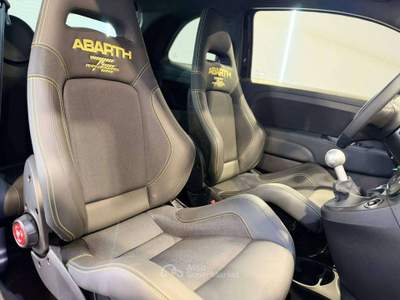 Abarth 695 695 1.4 t-jet 75° Anniversario 180cv Nero usata Aprilia