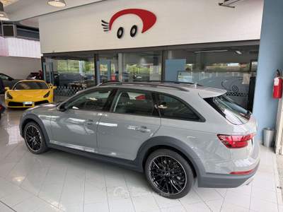 Audi A4 A4 V 2016 Allroad Quattro 45 2.0 tfsi mhev Busines Grigio usata Romagnano Sesia