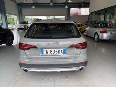 Audi A4 A4 V 2016 Allroad Quattro 45 2.0 tfsi mhev Busines Grigio usata Romagnano Sesia