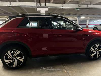 Volkswagen T-Roc T-Roc I 2022 1.5 tsi R-Line dsg UNICO PROPRIETARIO CONDIZIONI ECCELLENTI PARI NUOVO FULL OPTIONAL R LINE Rosso usata Sesto San Giovanni