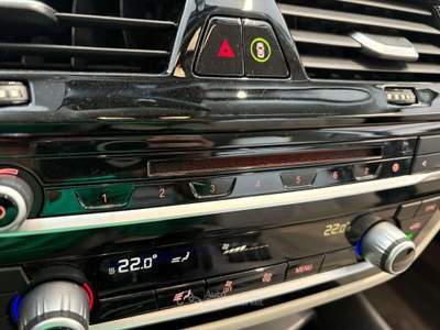 BMW Serie 5 520d 520 d Touring BUSINESS Aut. PELLE Nero usata Bagnaria Arsa