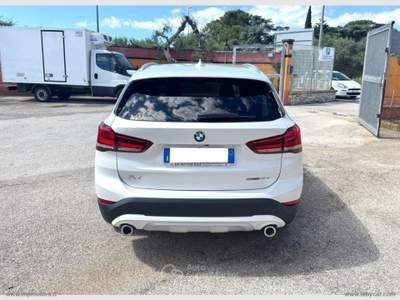 BMW X1 X1 X-LINE 2.0 150CV AUTOMATICA Bianco usata Bari