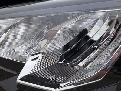 Peugeot 2008 ALLURE PureTech 100 6mt SPOTICAR Grigio usata Bagnaria Arsa