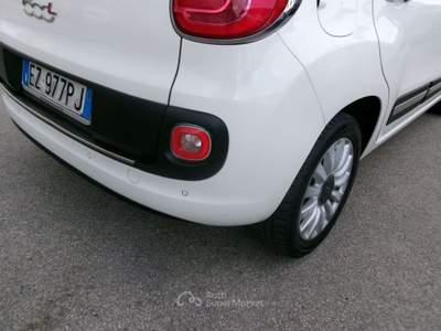 Fiat 500L 500 L 1.3 M-JET 85CV E5 POP STAR Bianco usata Giugliano in Campania