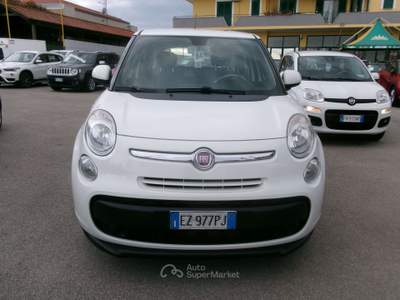 Fiat 500L 500 L 1.3 M-JET 85CV E5 POP STAR Bianco usata Giugliano in Campania