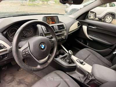 BMW Serie 1 116 116 Sport 5p,TETTO APRIBILE AUTO PER COMMERCIANTI Nero usata Crevalcore
