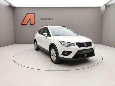 Seat Arona 1.0 TSI 95CV STYLE Bianco usata Voghera