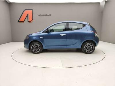 Lancia Ypsilon 1.0 70CV HYBRID PLATINO Blu/Azzurro usata Voghera