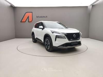 Nissan X-Trail 1.5 E-POWER 158CV N-CONNECTA E-4ORCE 7 POSTI 4WD Bianco usata Voghera