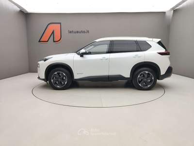Nissan X-Trail 1.5 E-POWER 158CV N-CONNECTA E-4ORCE 7 POSTI 4WD Bianco usata Voghera