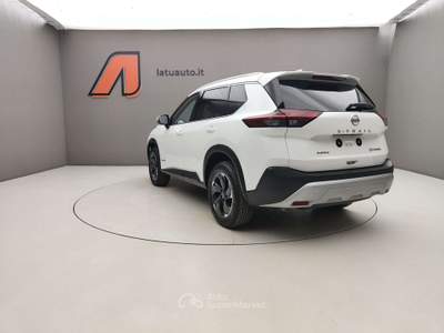 Nissan X-Trail 1.5 E-POWER 158CV N-CONNECTA E-4ORCE 7 POSTI 4WD Bianco usata Voghera