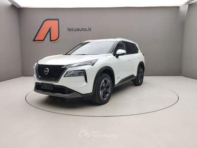 Nissan X-Trail 1.5 E-POWER 158CV N-CONNECTA E-4ORCE 7 POSTI 4WD Bianco usata Voghera