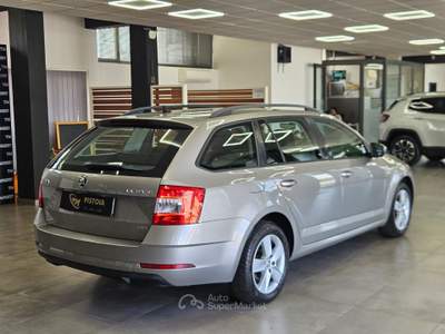 Skoda Octavia Skoda Octavia 2.0 TDI SCR 150 CV DSG Wagon Executive Grigio usata Pistoia