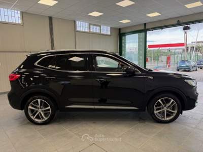 MG HS MH HS LUXSURY Nero usata Giugliano in Campania