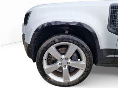 Land Rover Defender 90 3.0D I6 250 CV AWD Auto X-Dynamic HSE Argento usata Modena