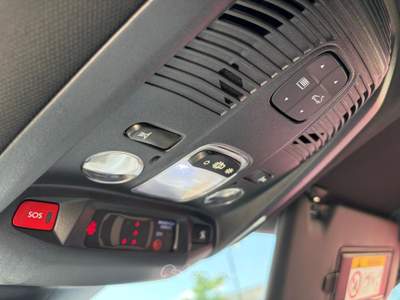 Peugeot 3008 km certificati Grigio usata Montescaglioso