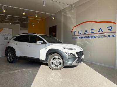 Hyundai Kona Hyundai Kona 1.6 CRDi 48V MHEV X Line #10862 Bianco usata Martina Franca