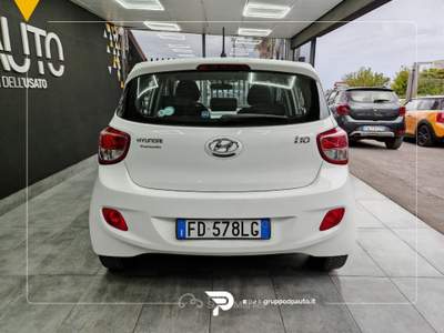 Hyundai i10 1.0 Login econext Gpl E6 Bianco usata Marano di Napoli