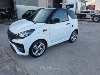 Ligier JS50 ligier js50 12/2023 nuovissima  Bianco usata Andria