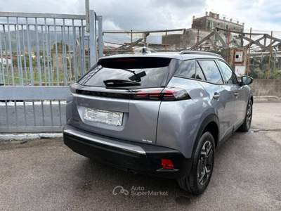 Peugeot 2008 1.2 puretech Allure s&s 100cv Grigio usata Ercolano