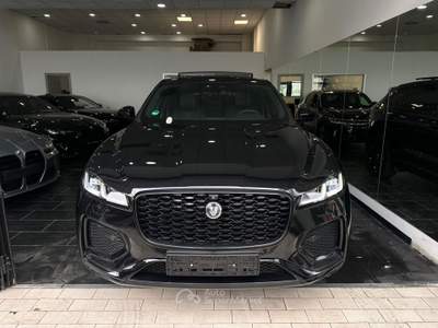 Jaguar F-Pace SE R-Dynamic AWD Navi Tetto C21 BlackPack RDynamic Nero usata Campi Bisenzio
