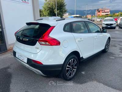 Volvo V40 Cross Country V40 c.country 2.0 D2 Bianco usata Agliana