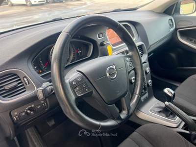 Volvo V40 Cross Country V40 c.country 2.0 D2 Bianco usata Agliana