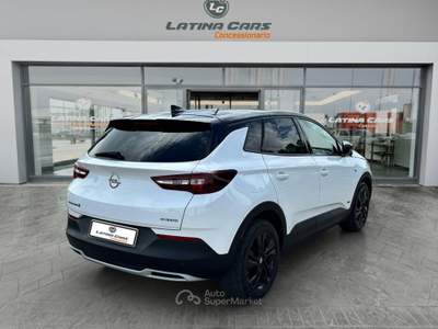 Opel Grandland X 1.6 phev Design Line AUTOMATICA e TELECAM Bianco usata Latina