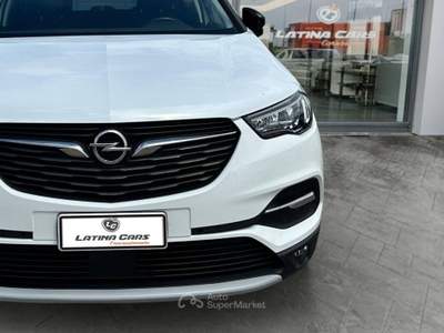Opel Grandland X 1.6 phev Design Line AUTOMATICA e TELECAM Bianco usata Latina