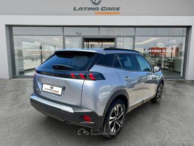 Peugeot 2008 1.2 puretech Allure s&s 100cv con CarPlay Grigio usata Latina